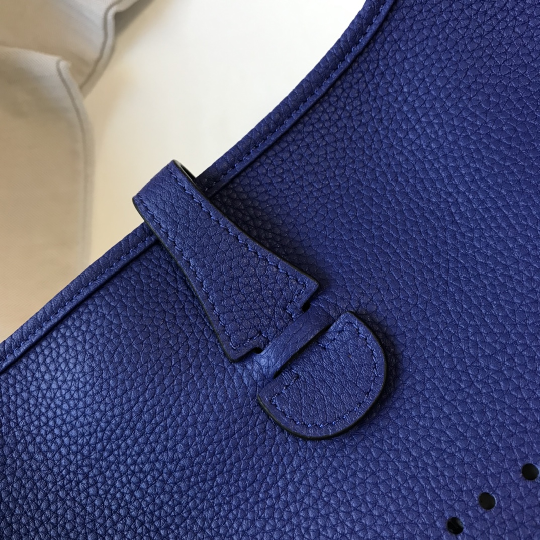 Hermes Evelyne III 29 PM Shoulder Bag In Deep Blue Clemence Leather